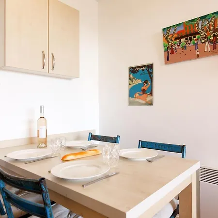 Les Parcs De Yourhosthelper