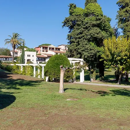 Les Parcs De Yourhosthelper Lejlighed Grimaud